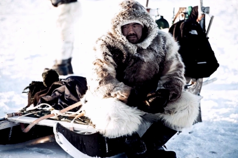 Biểu tượng văn hóa Inuit thể hiện qua nghệ thuật điêu khắc