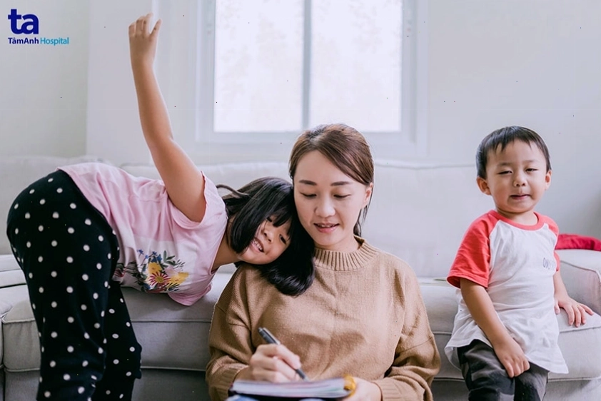 Chăm sóc sức khỏe hệ tiết niệu cho trẻ bị viêm nhiễm