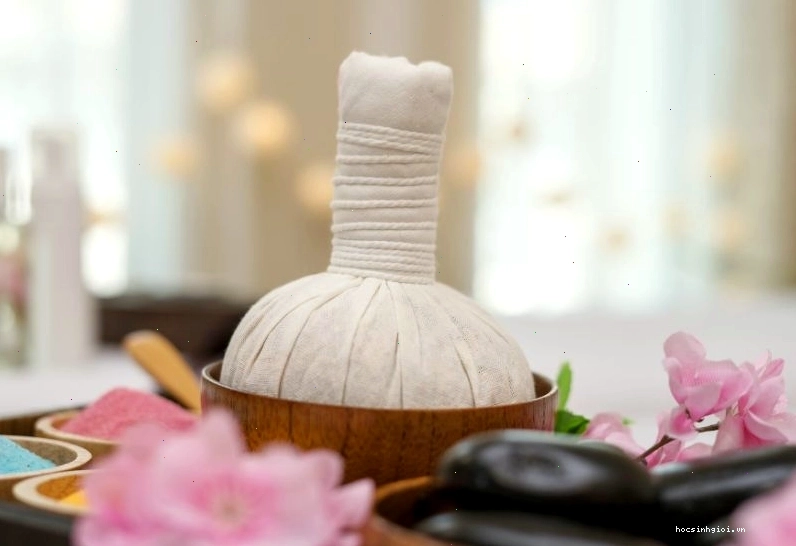 Chườm nóng có thể làm mềm khối u