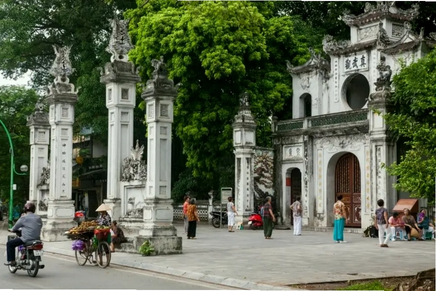 Đền Quán Thánh, nơi thờ thần Huyền Thiên Trấn Vũ tại Hà Nội