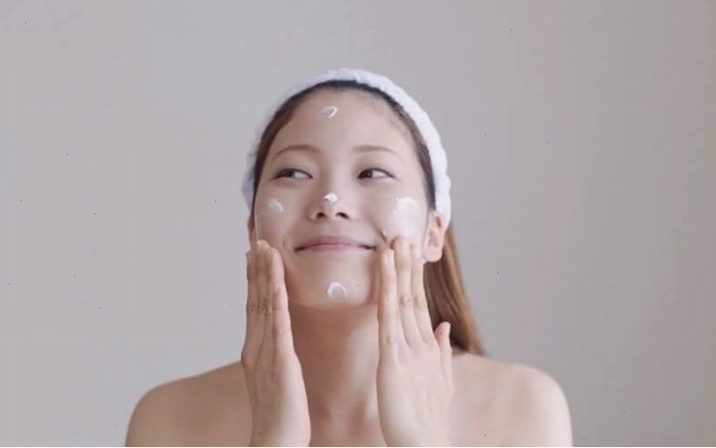Ethylhexylglycerin có thể gây tác dụng phụ tùy cơ địa nhưng thường không nghiêm trọng