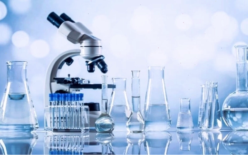 Ethylhexylglycerin là một ester glyceryl có nguồn gốc từ glycerin thực vật, thường xuất hiện trong các sản phẩm chăm sóc da