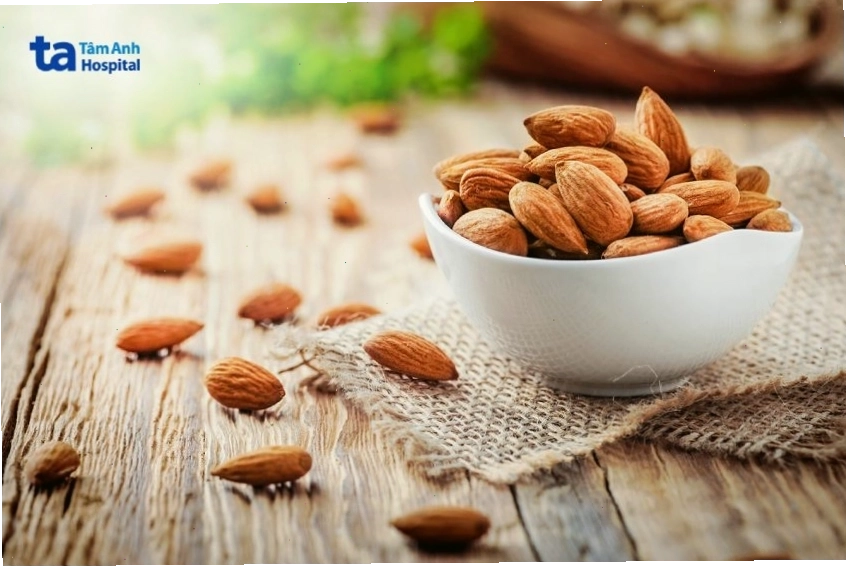 Hạnh nhân là một trong các loại hạt chứa nhiều dưỡng chất tốt cho sức khỏe