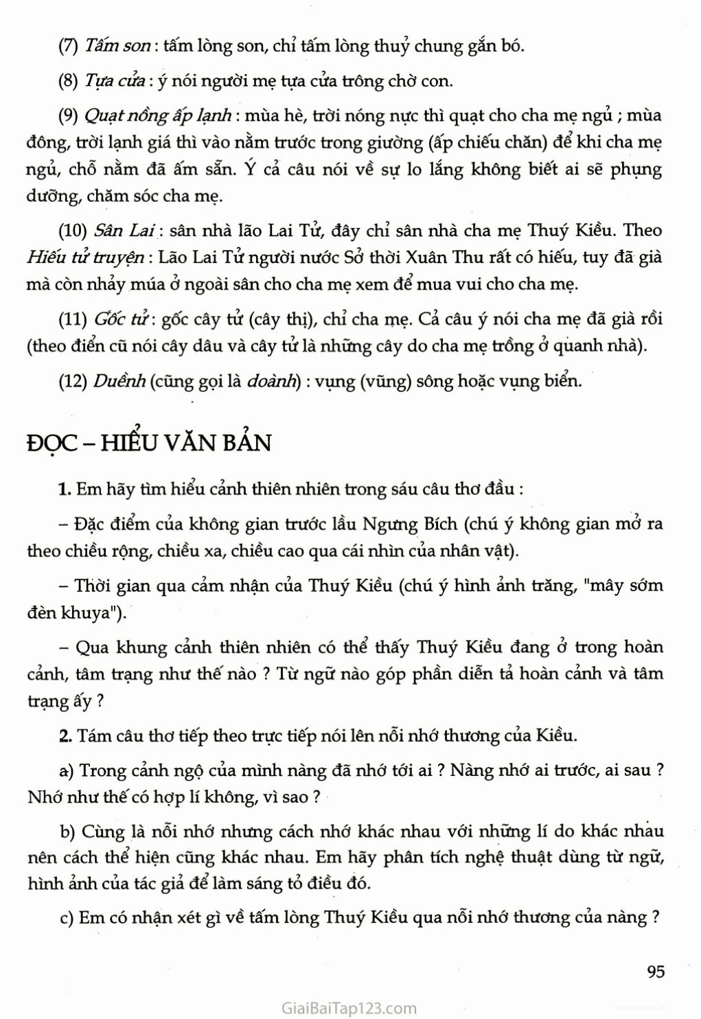 hình ảnh hoa đào trong bài Kiều ở lầu Ngưng Bích