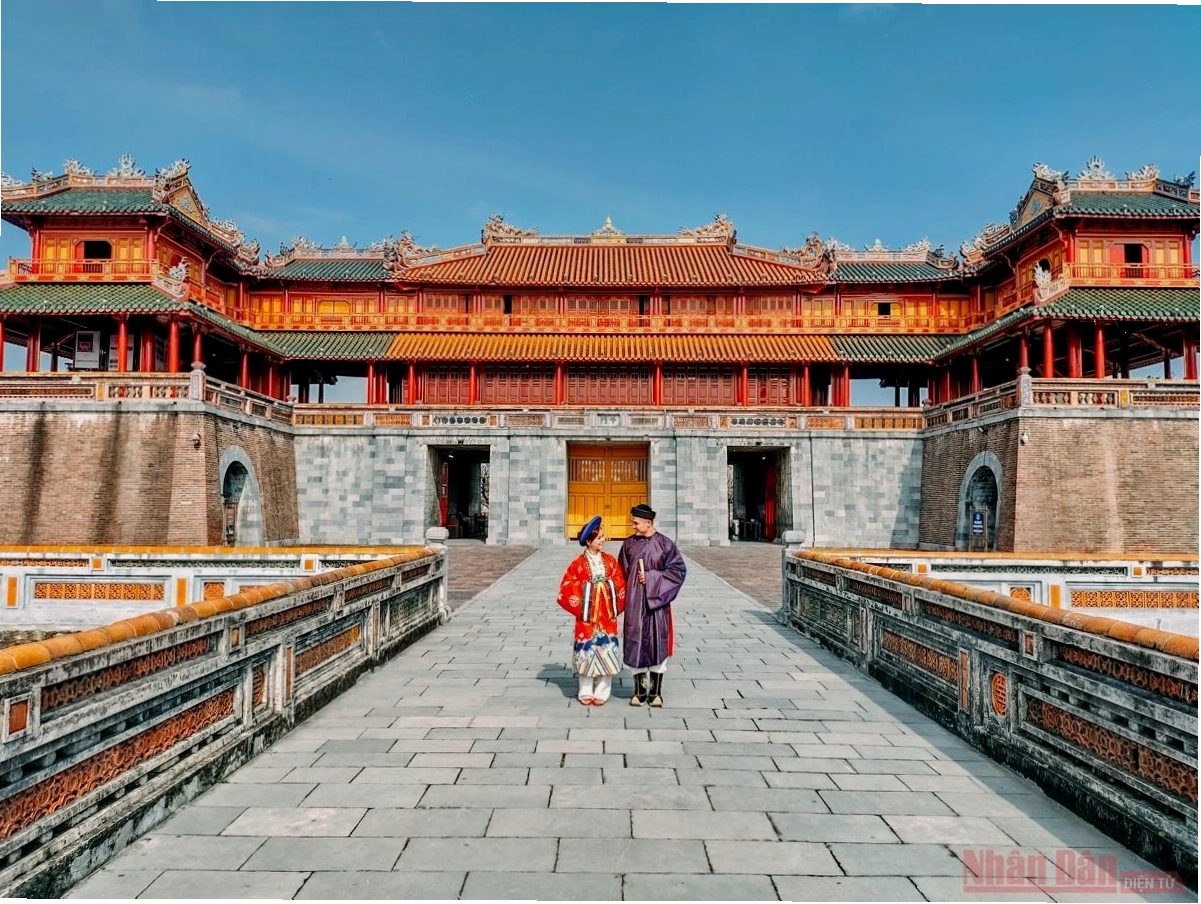 Hình ảnh toàn cảnh Kinh thành Huế với kiến trúc cổ kính