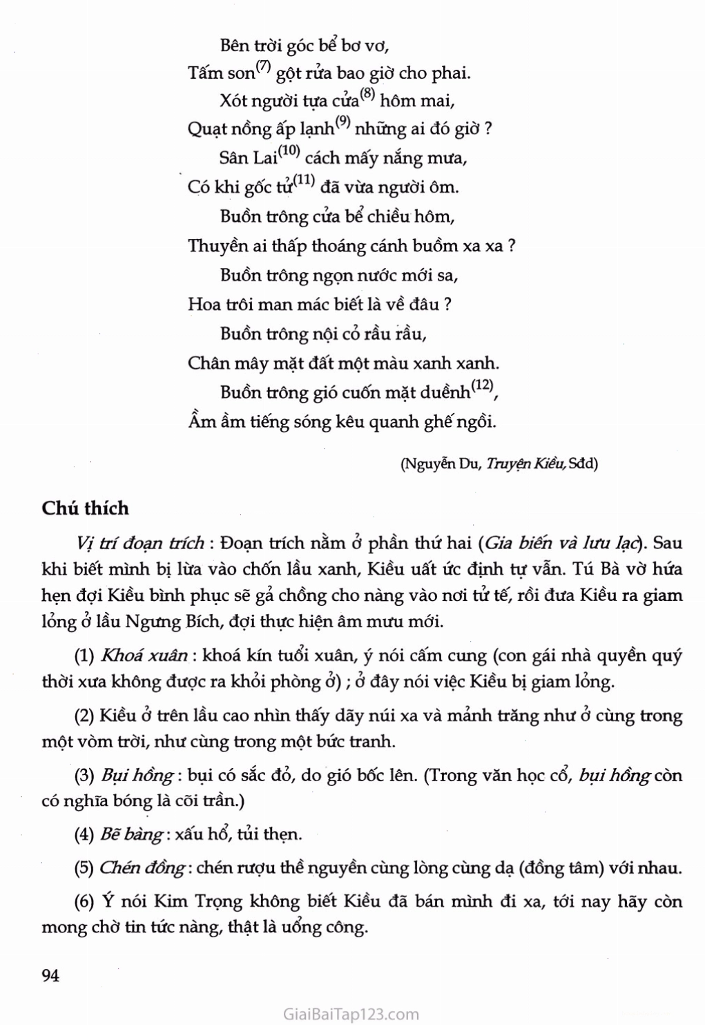 khung cảnh lầu Ngưng Bích nhìn ra ngoài