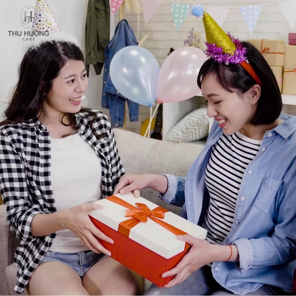 Lời chúc sinh nhật cho em gái đã đi làm