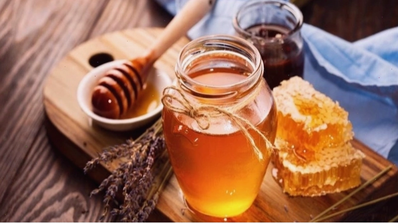Mật ong giúp làm dịu cơn ê buốt ở răng