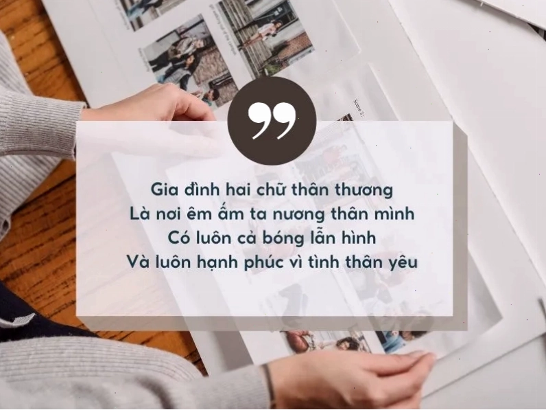 Một gia đình hạnh phúc đang cùng nhau vui chơi