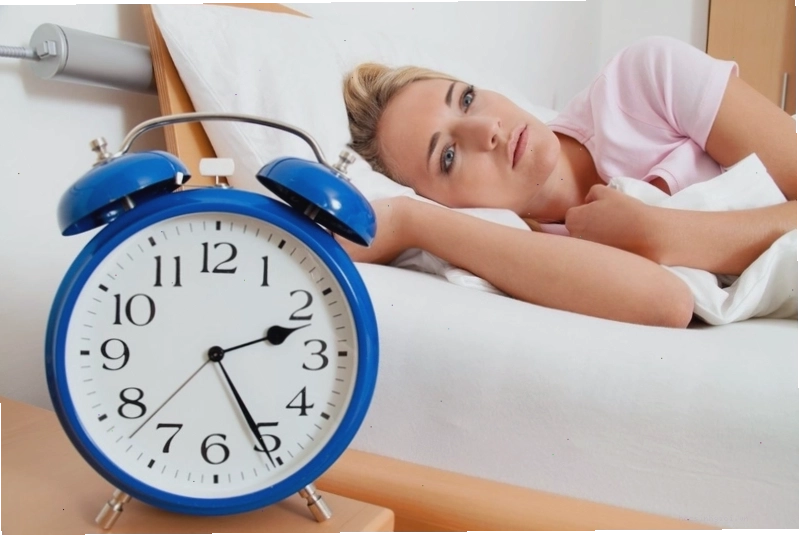 Tắm nước ấm giúp thư giãn trước khi ngủ