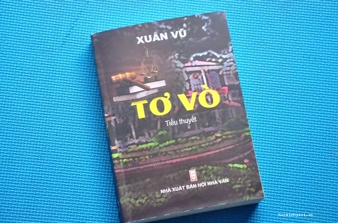 Tiểu thuyết 