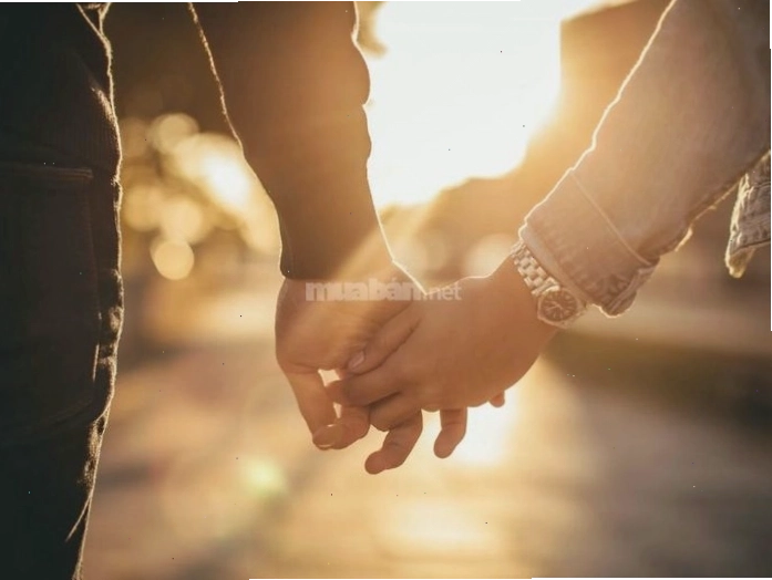 Tình yêu của con gái cằm chẻ