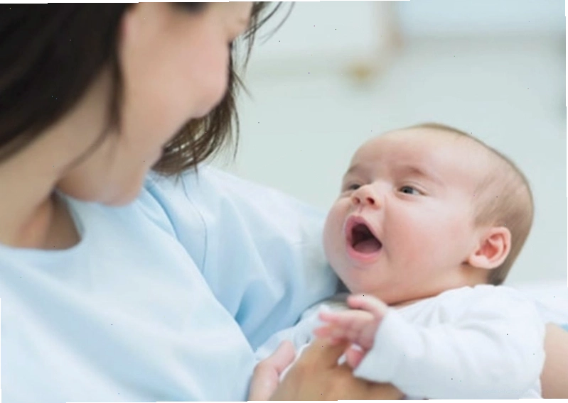Trẻ sơ sinh ho có đờm cần được theo dõi kỹ