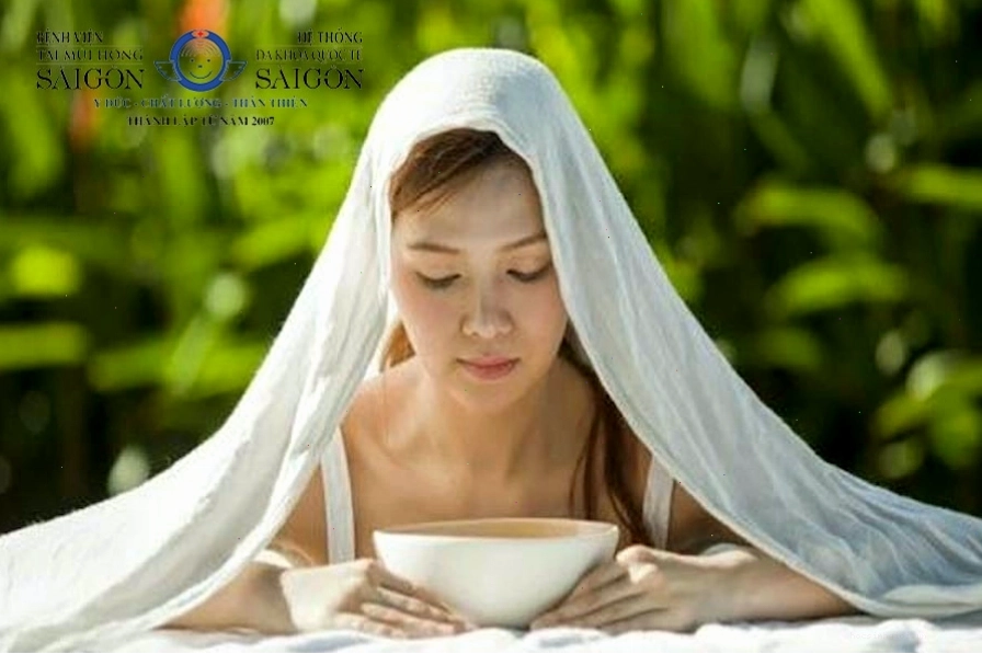 Xông mũi giúp giảm triệu chứng viêm mũi dị ứng