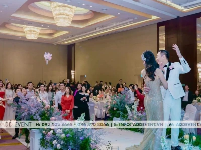 Thơ Đám Cưới 2 Câu: Lời Chúc Ngắn Gọn Ý Nghĩa Cho Ngày Trọng Đại